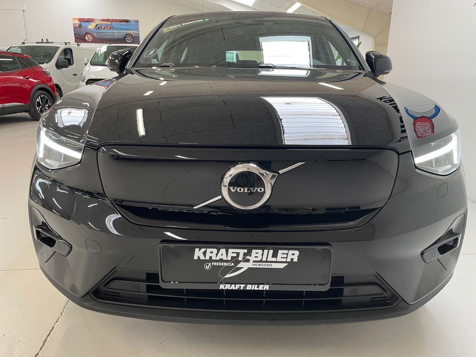 Sort Volvo C40 fra 2023