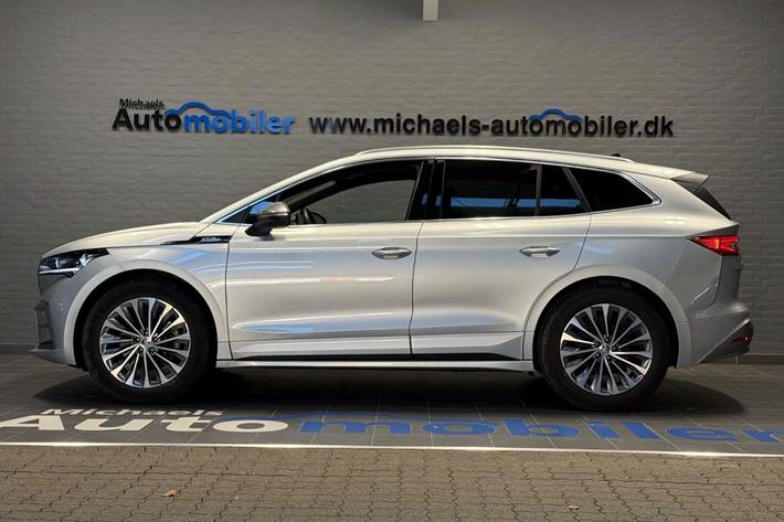 Sølv Skoda Enyaq fra 2025