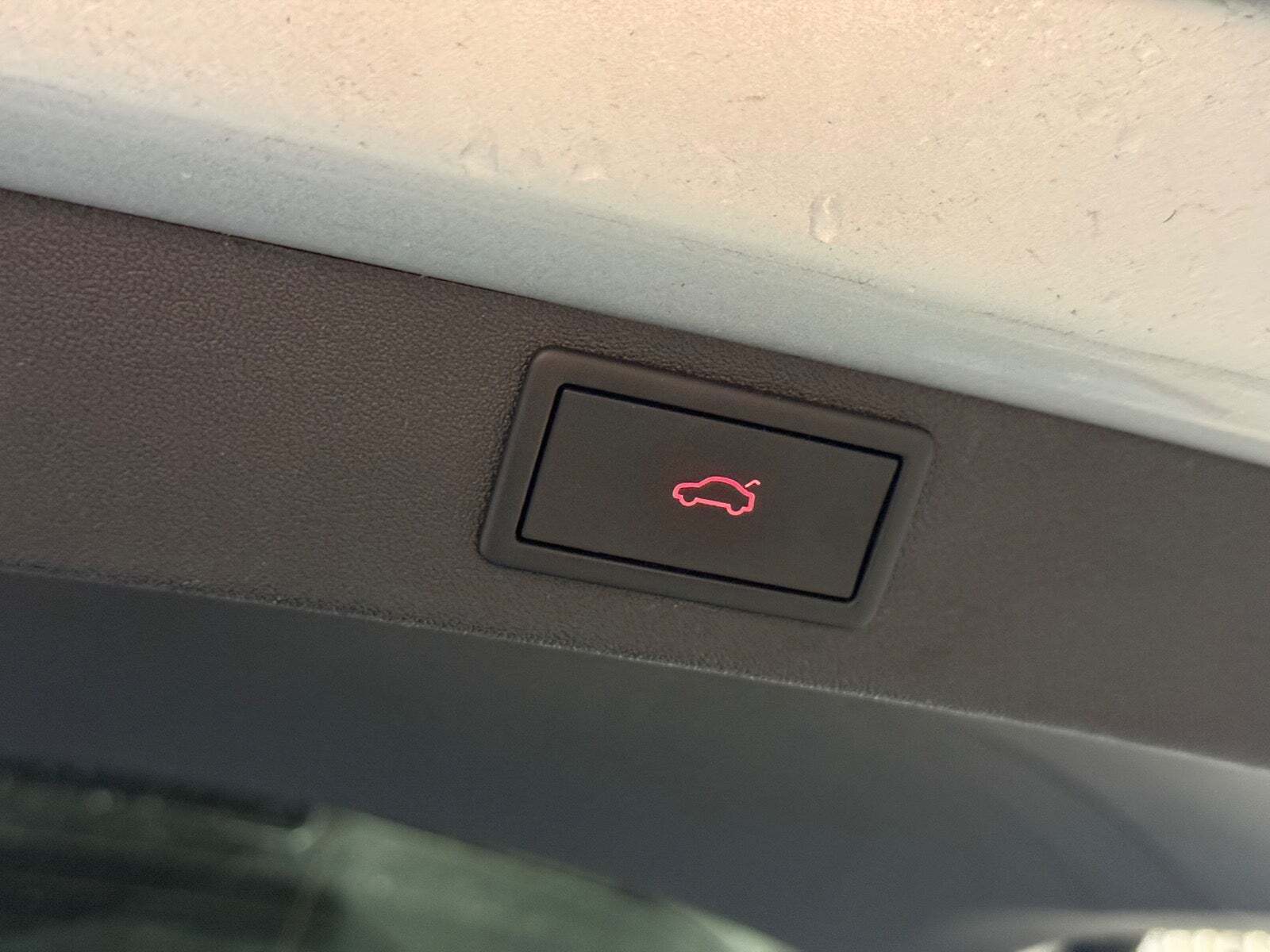 Sølv Skoda Enyaq fra 2025