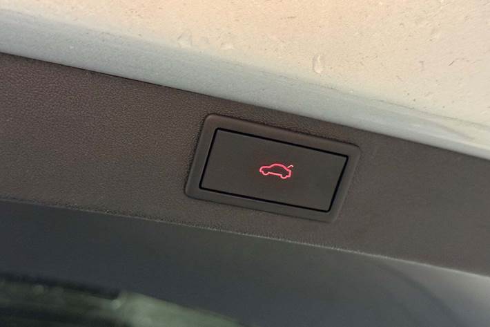 Sølv Skoda Enyaq fra 2025