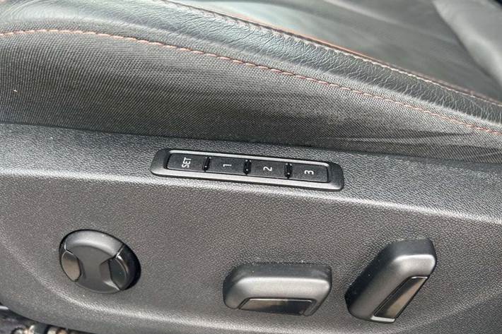 Sølv Skoda Enyaq fra 2022