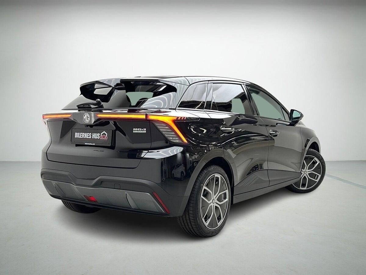 MG MG4 Electric EL Luxury 204HK 5d Aut.