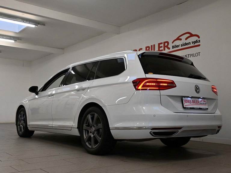 VW Passat 2,0 TSi 220 Highline Variant DSG