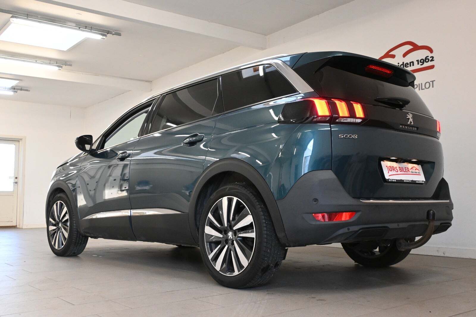 Peugeot 5008 1,5 BlueHDi 130 Allure Pack 7prs