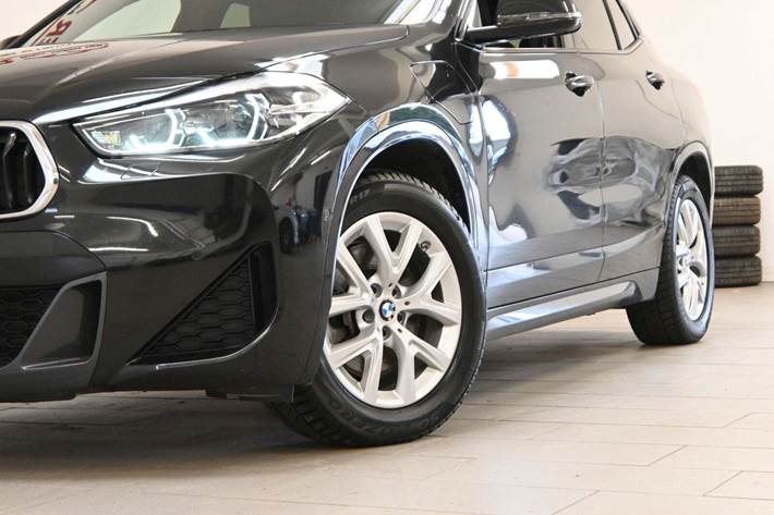 Sort BMW X2 fra 2020