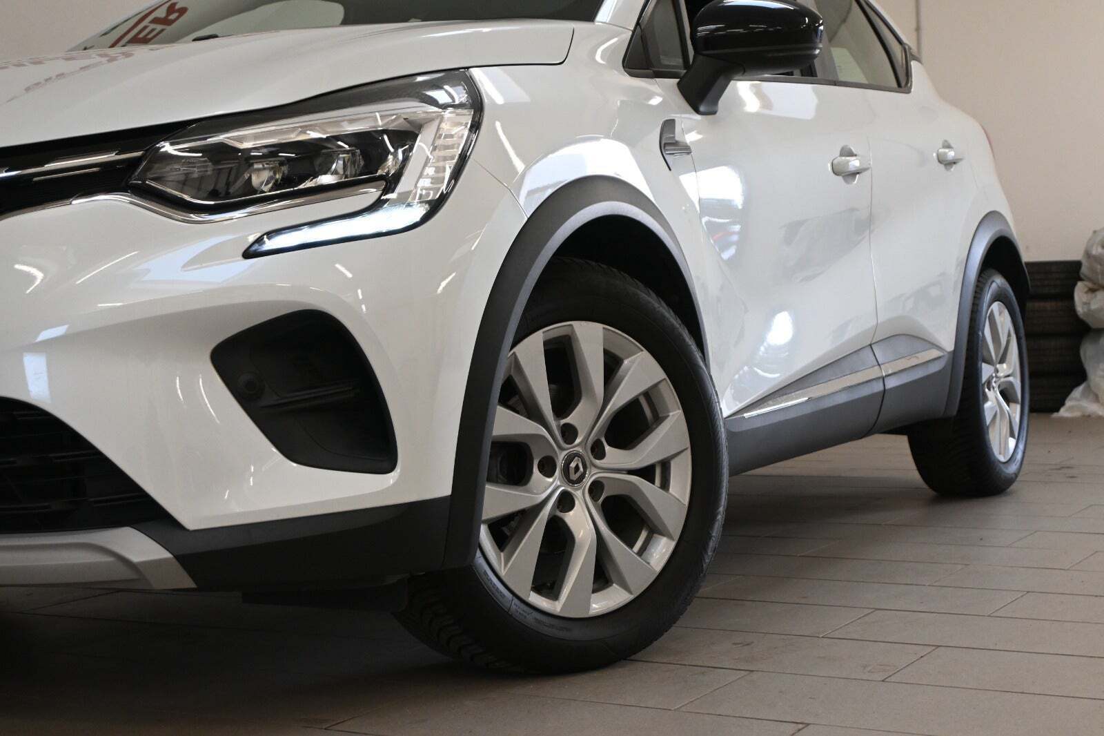 Hvid Renault Captur fra 2020
