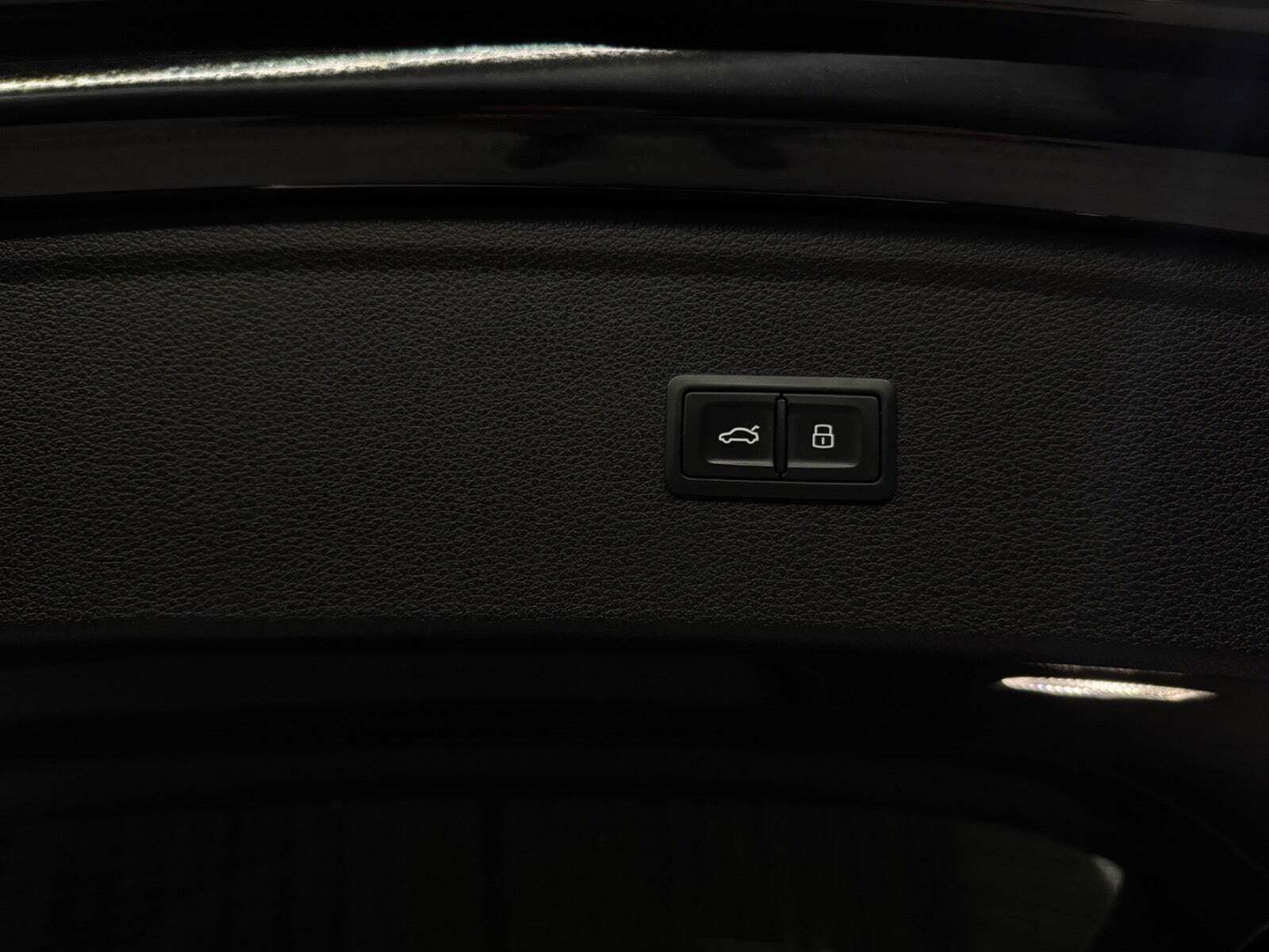 Sort Audi Q5 fra 2018