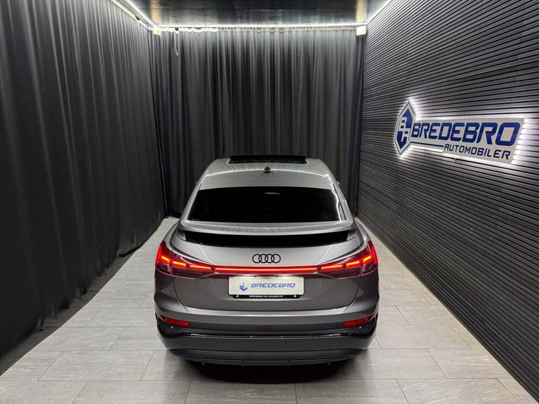 Audi Q4 e-tron 45 S-line Sportback