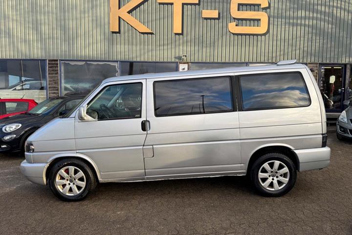 undefined VW Caravelle fra 2000