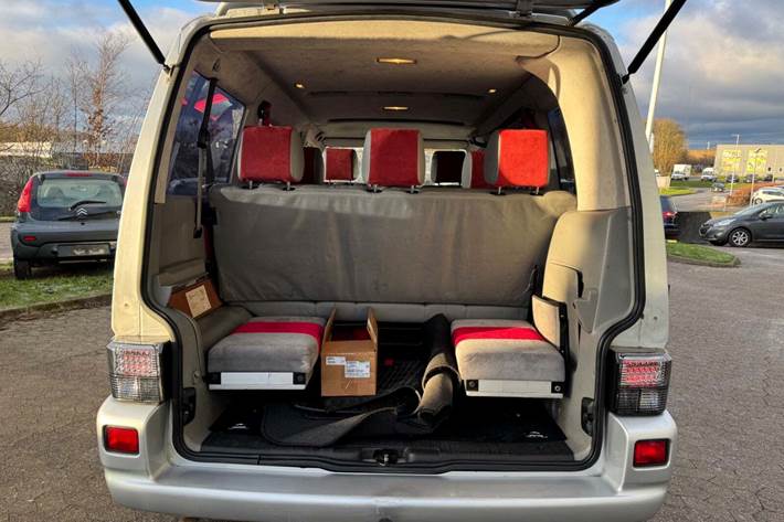 undefined VW Caravelle fra 2000