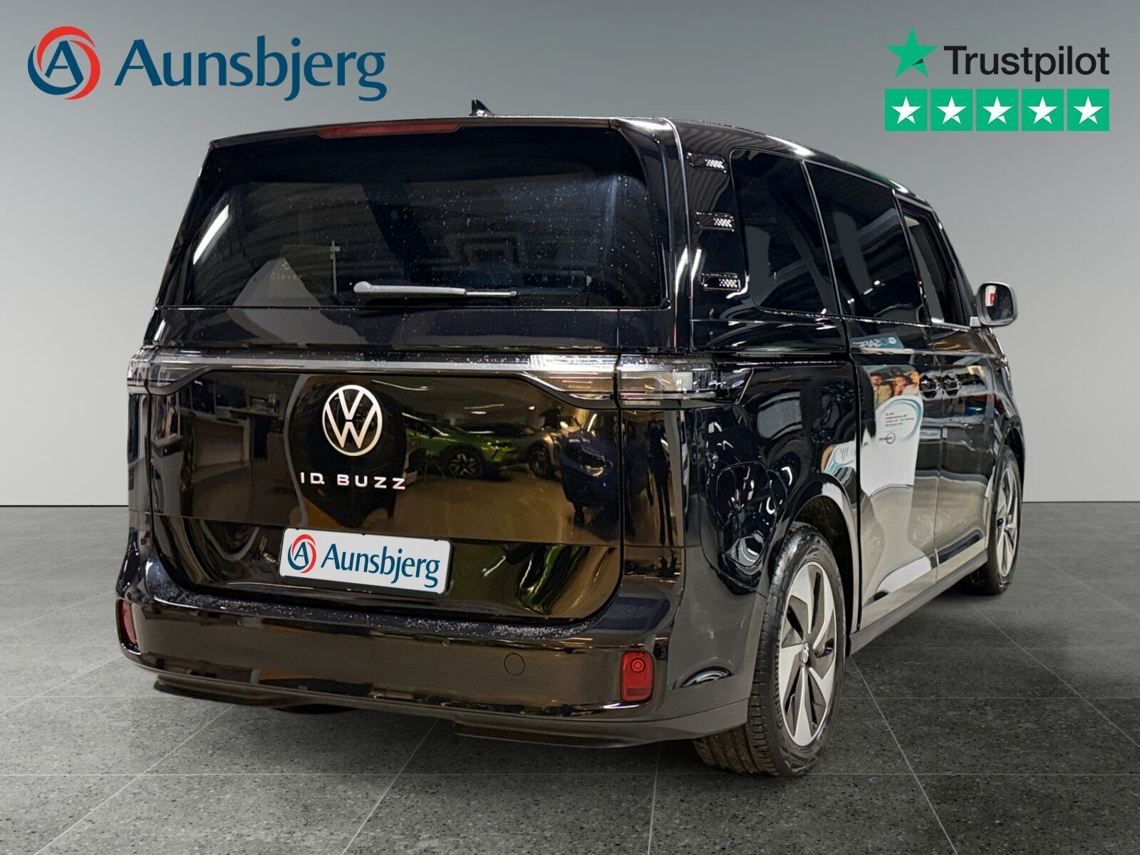 VW ID.Buzz 77 Life SWB