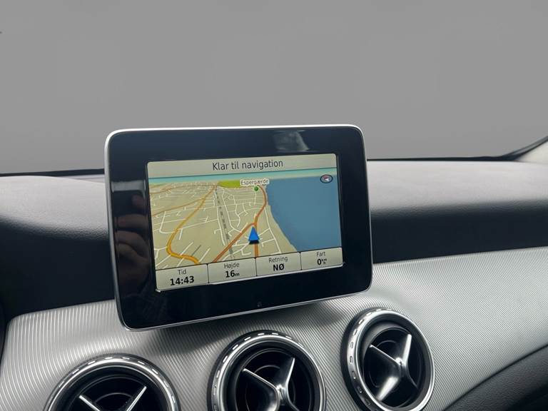 Mercedes GLA 1,6 200 7G-DCT