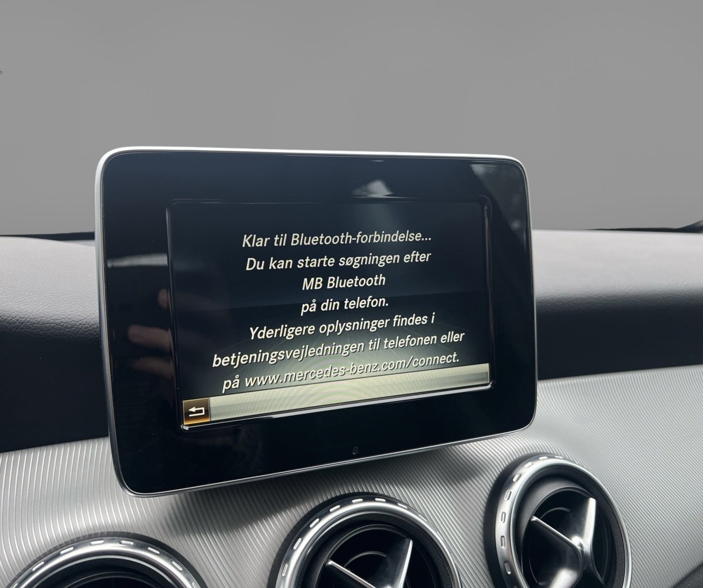 Sort Mercedes GLA fra 2016