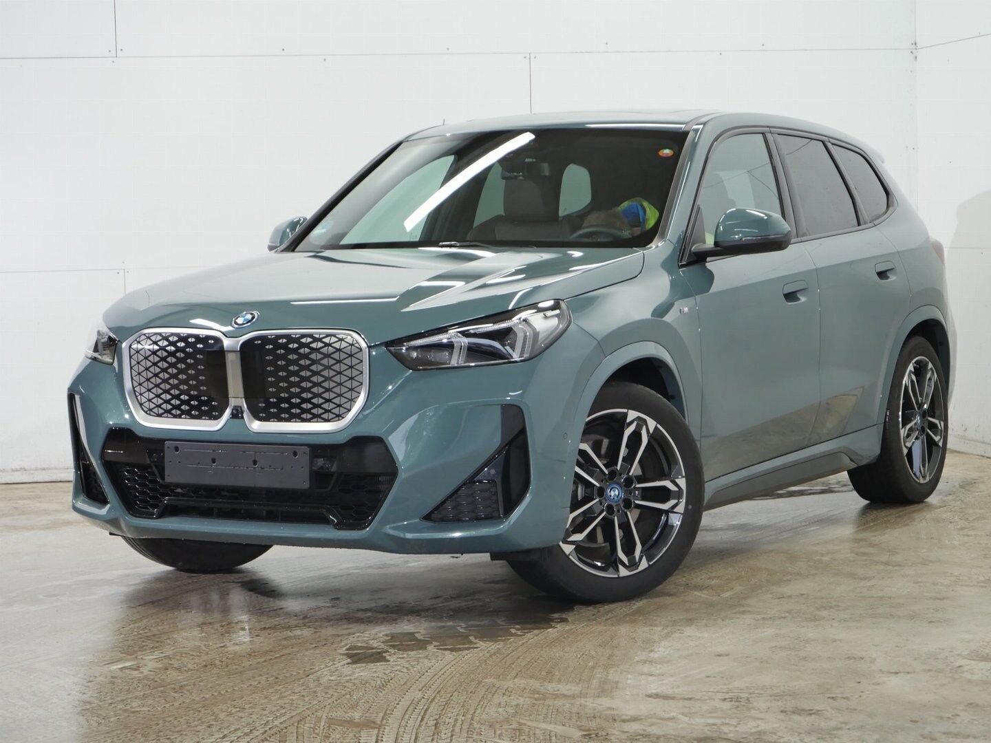 BMW iX1 xDrive30 EL Fully Charged M Sport 313HK 5d Aut.