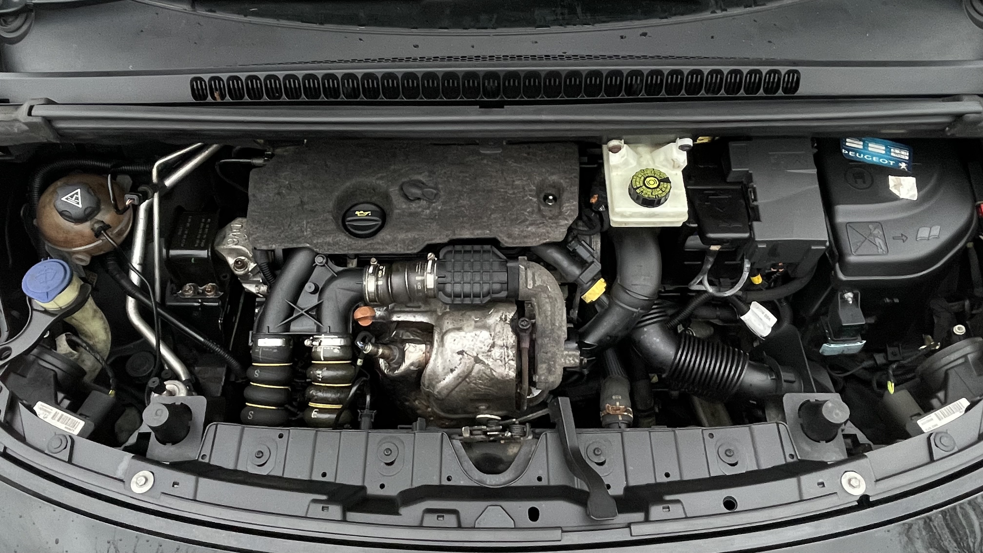 Sort Peugeot 3008 fra 2013