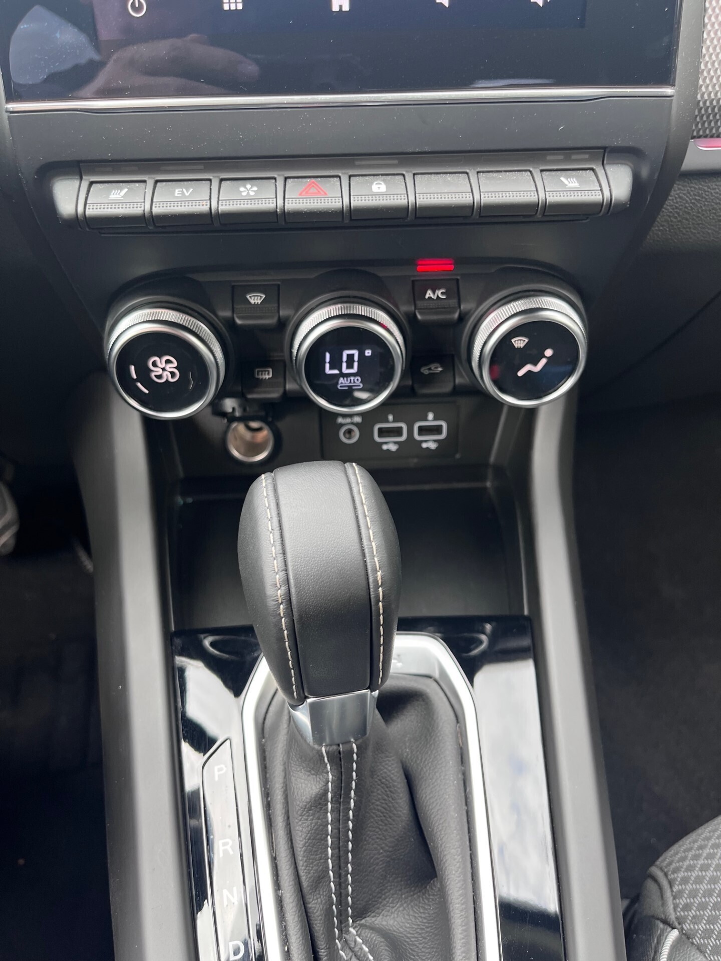 Grå Renault Arkana fra 2023