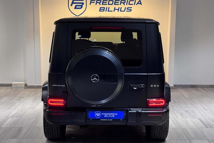 Sort Mercedes G63 fra 2019 set udefra