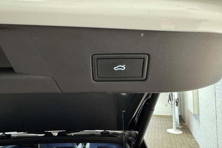 Hvid VW ID.4 fra 2021