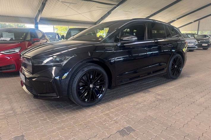 Sort Skoda Enyaq fra 2022