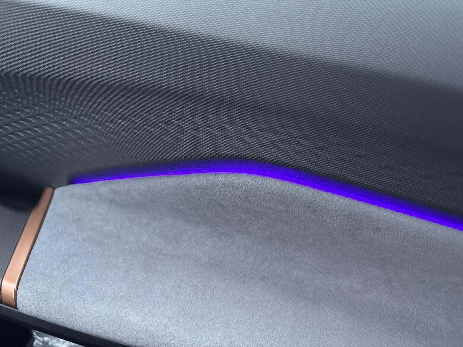 Sort Cupra Born fra 2025