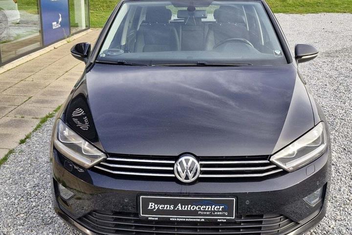 Sort VW Golf Sportsvan fra 2015