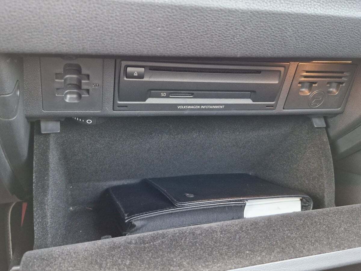 Sort VW Golf Sportsvan fra 2015