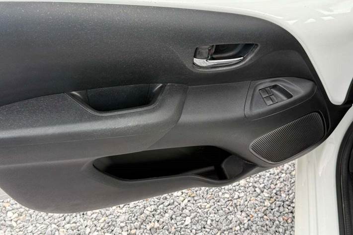 Hvid Toyota Aygo fra 2015