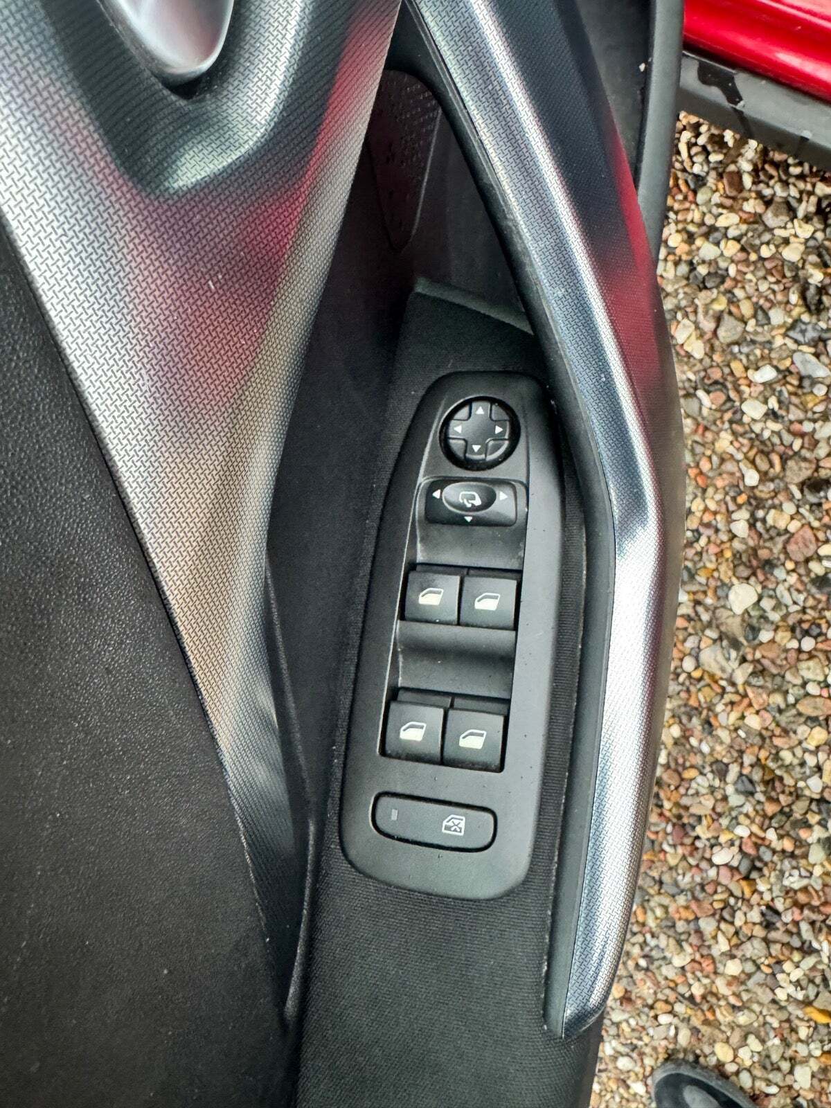 undefined Peugeot 2008 fra 2018