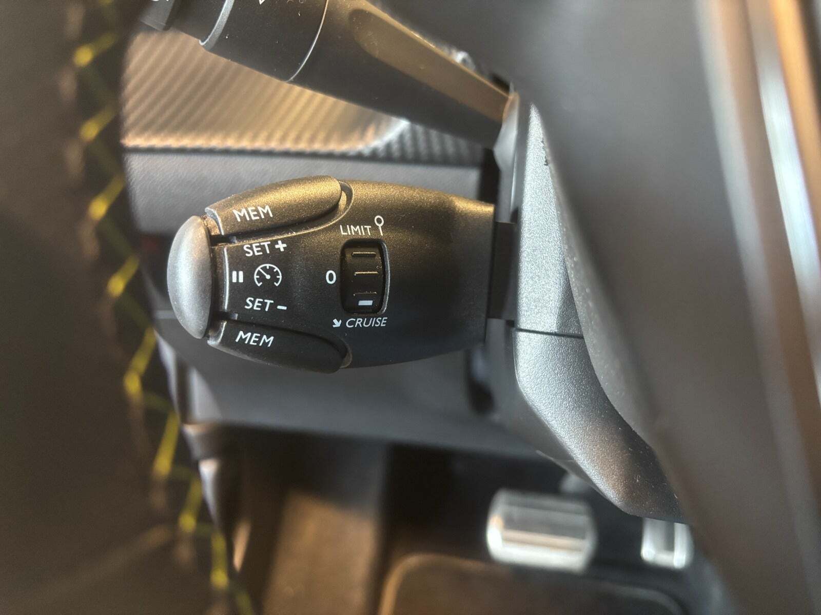 undefined Peugeot e-2008 fra 2021