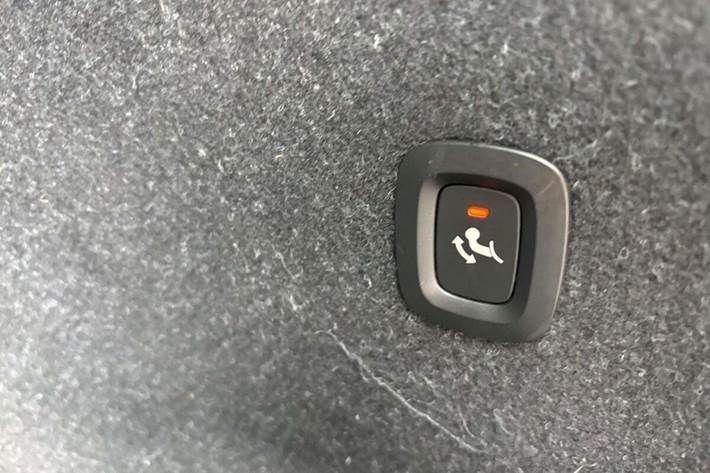 Blå Volvo XC40 fra 2020