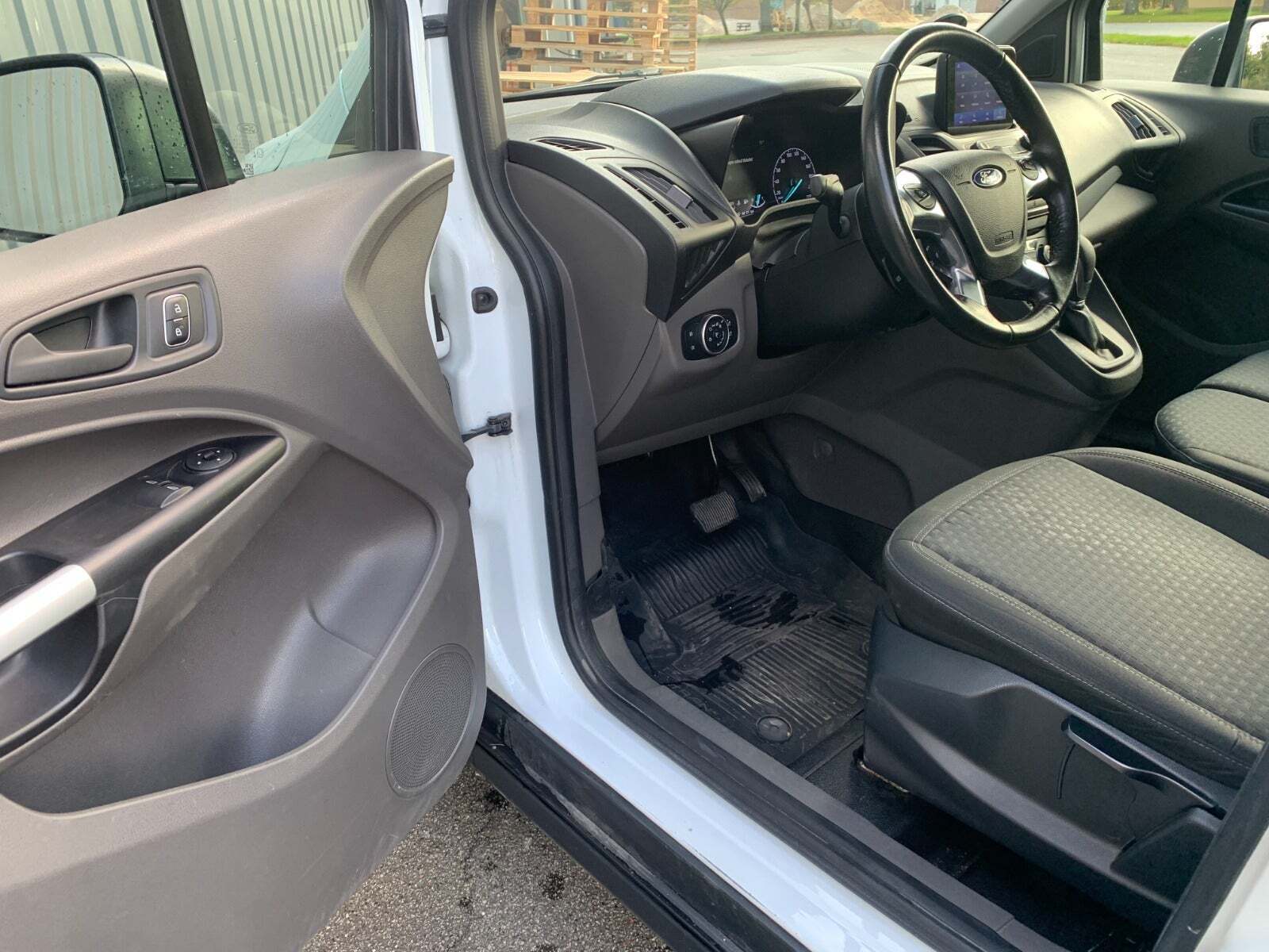 Ford Transit Connect 1,5 TDCi 120 Trend aut. lang