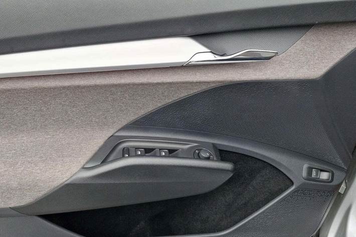 Sølv Skoda Enyaq fra 2022