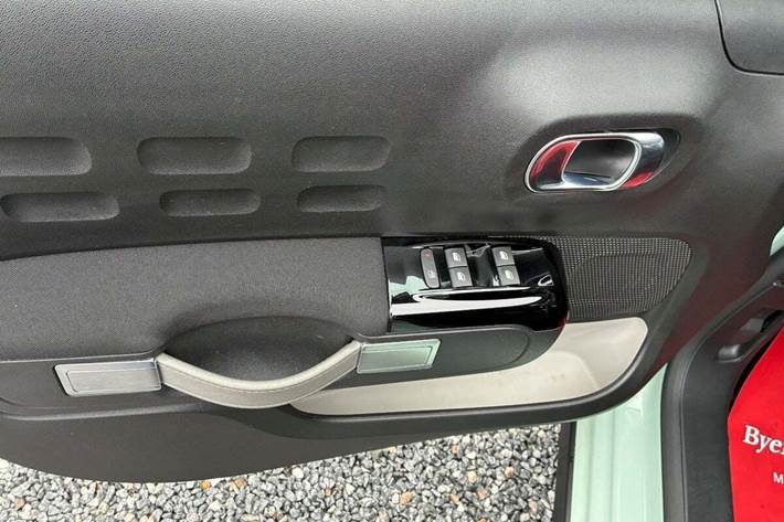 Grøn Citroën C3 fra 2020