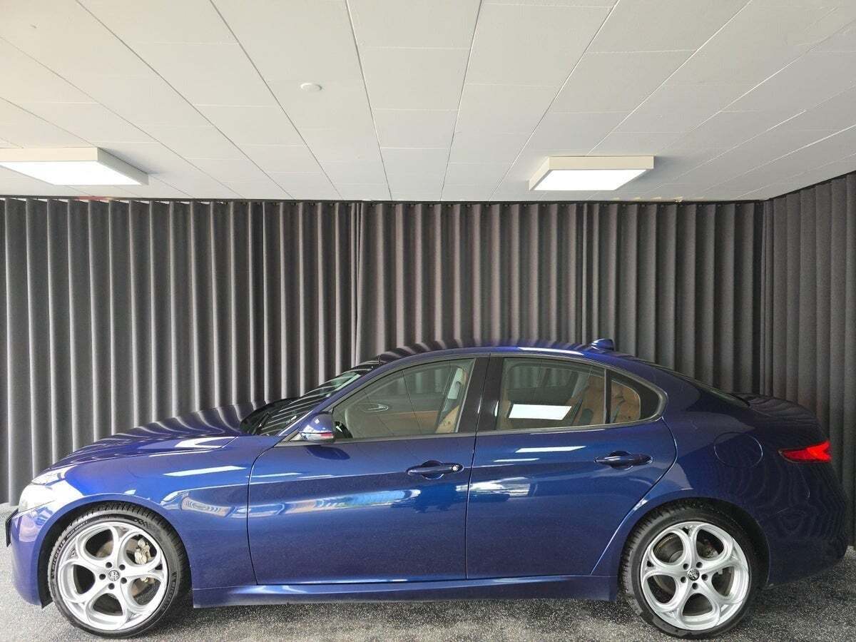 Alfa Romeo Giulia 2,0 T 200 Super aut.