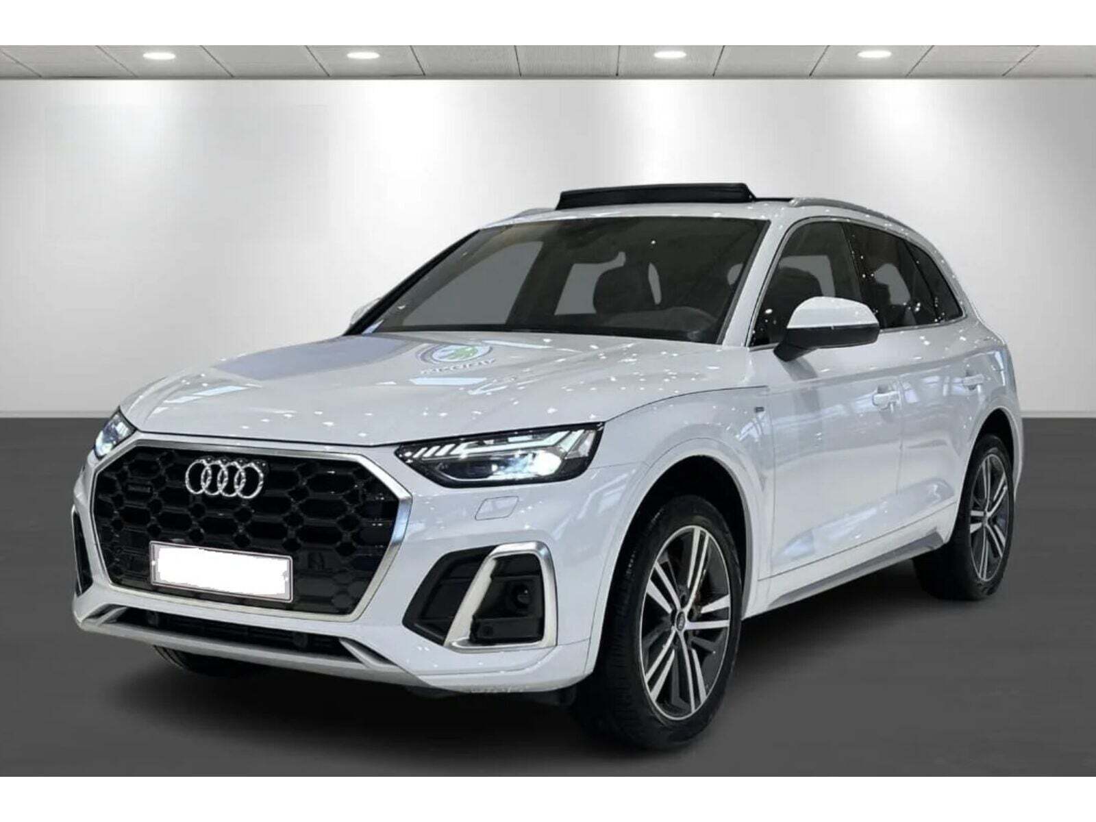 Hvid Audi Q5 fra 2023