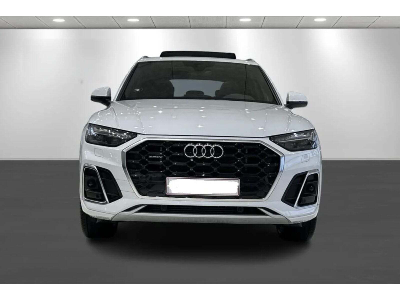 Hvid Audi Q5 fra 2023