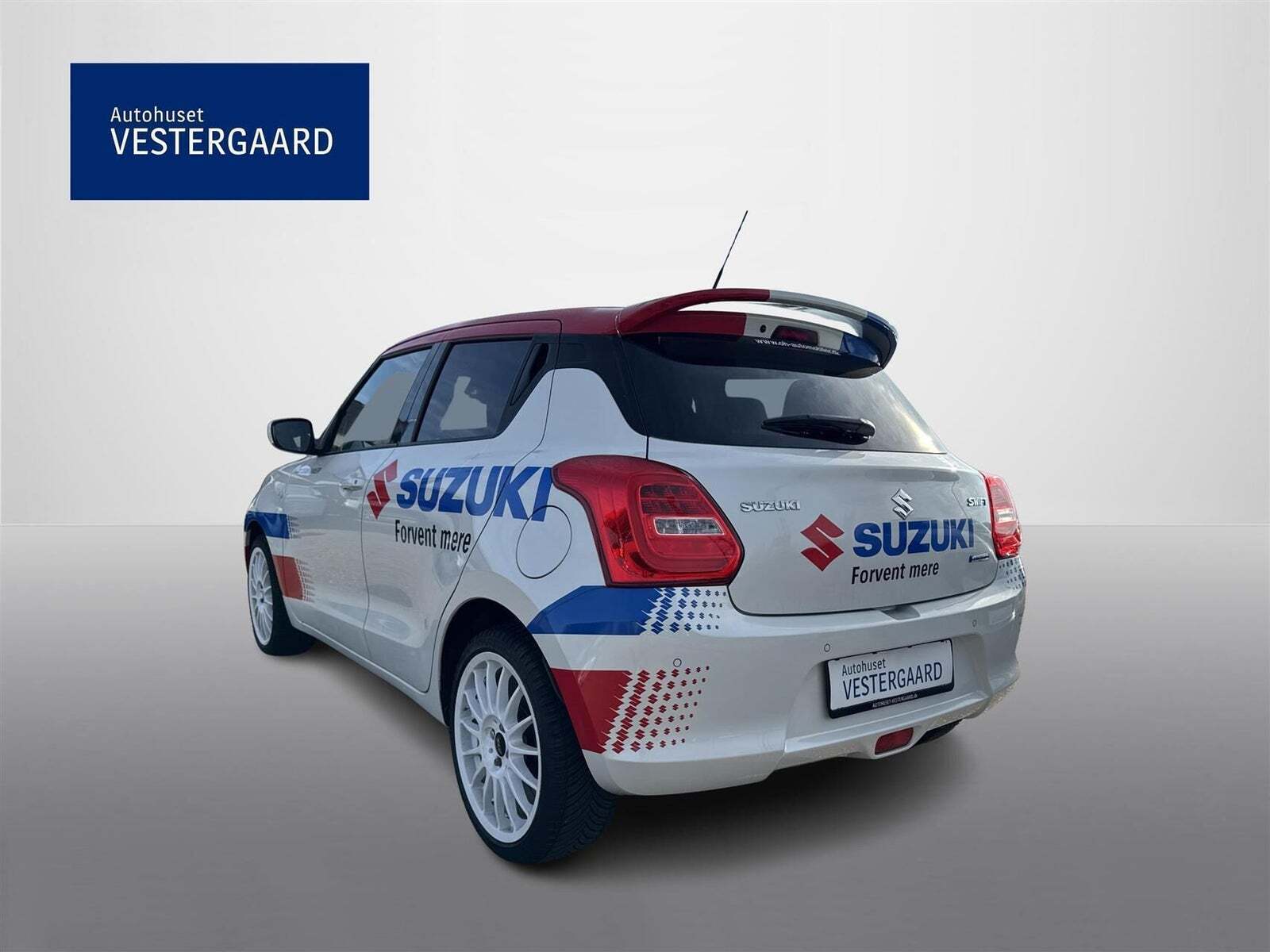 Hvid Suzuki Swift fra 2023