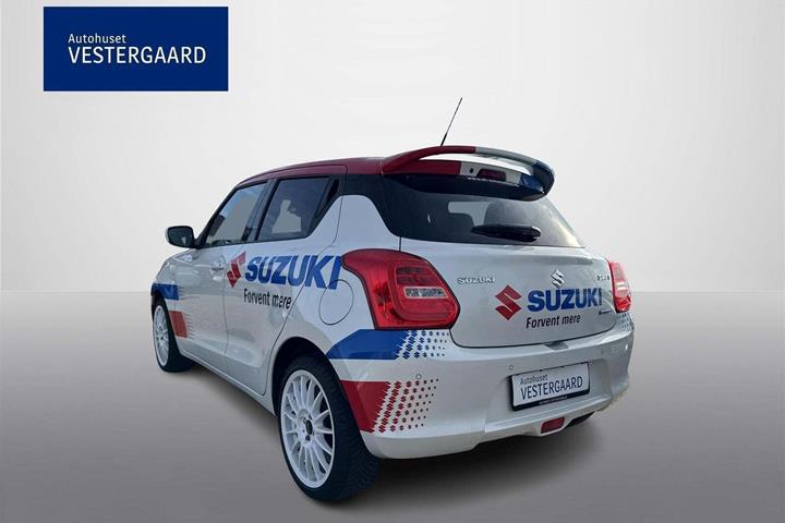 Hvid Suzuki Swift fra 2023