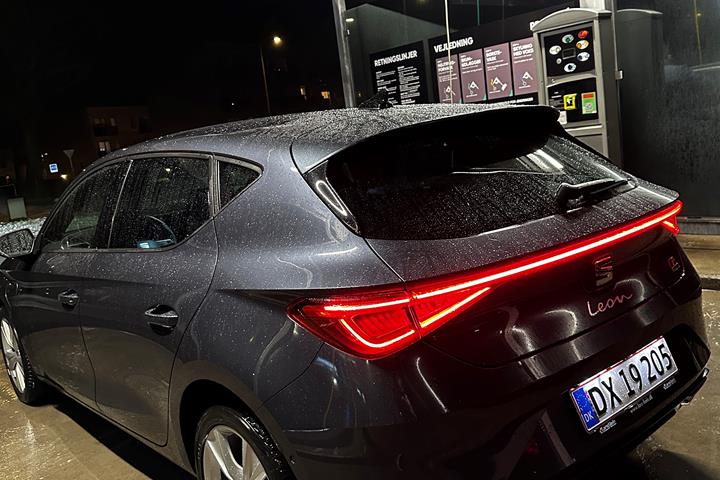 Blå Seat Leon fra 2020