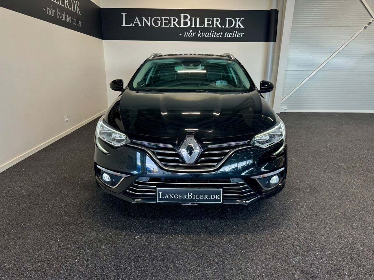 Sort Renault Megane IV fra 2019