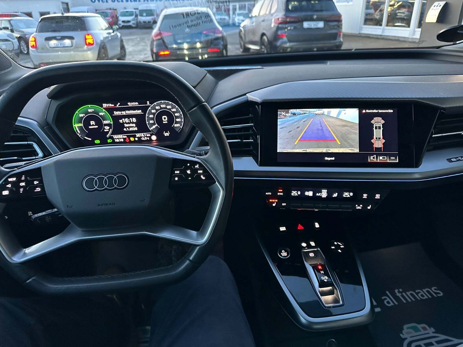 Sort Audi Q4 e-tron fra 2024
