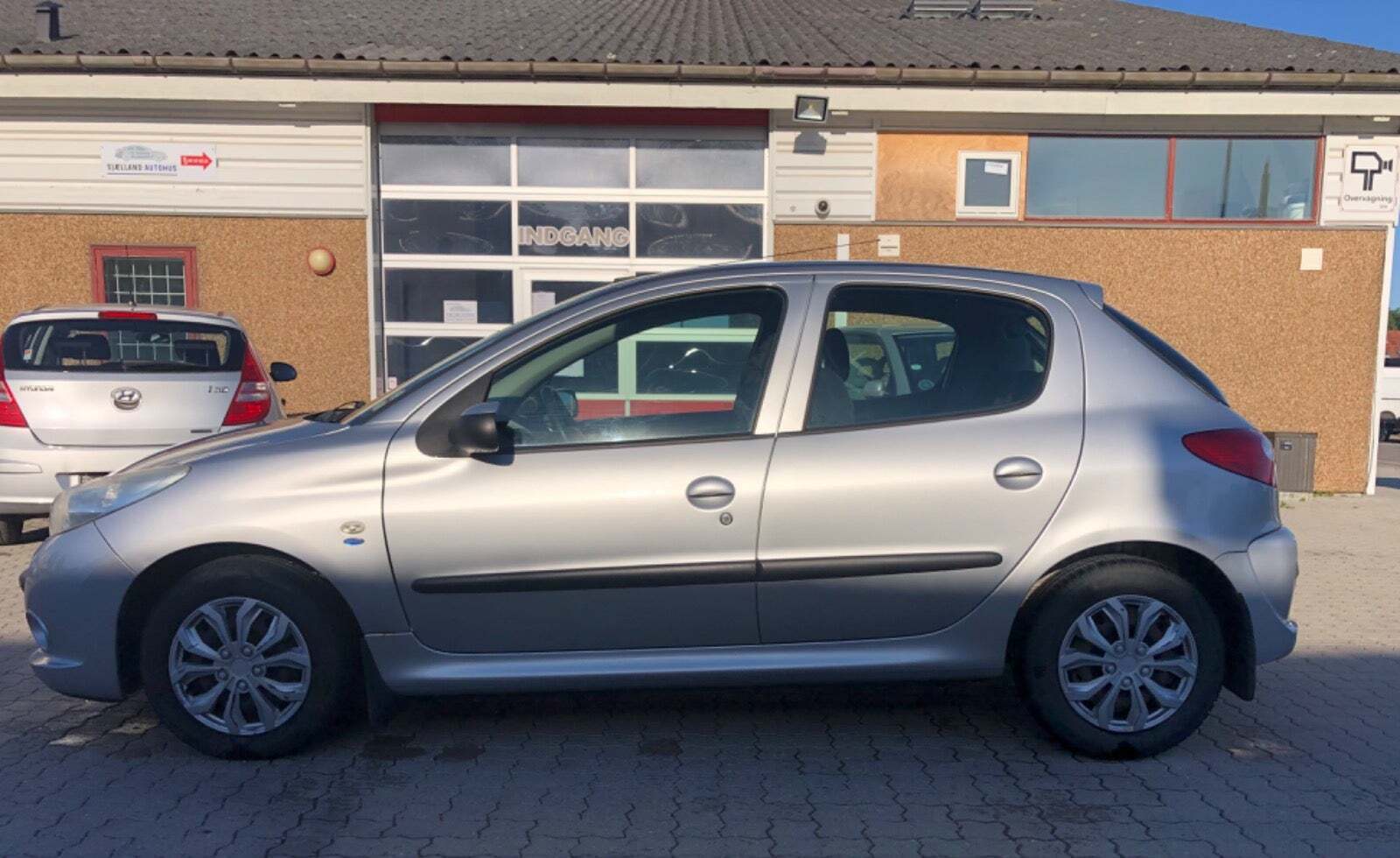 undefined Peugeot 206+ fra 2011