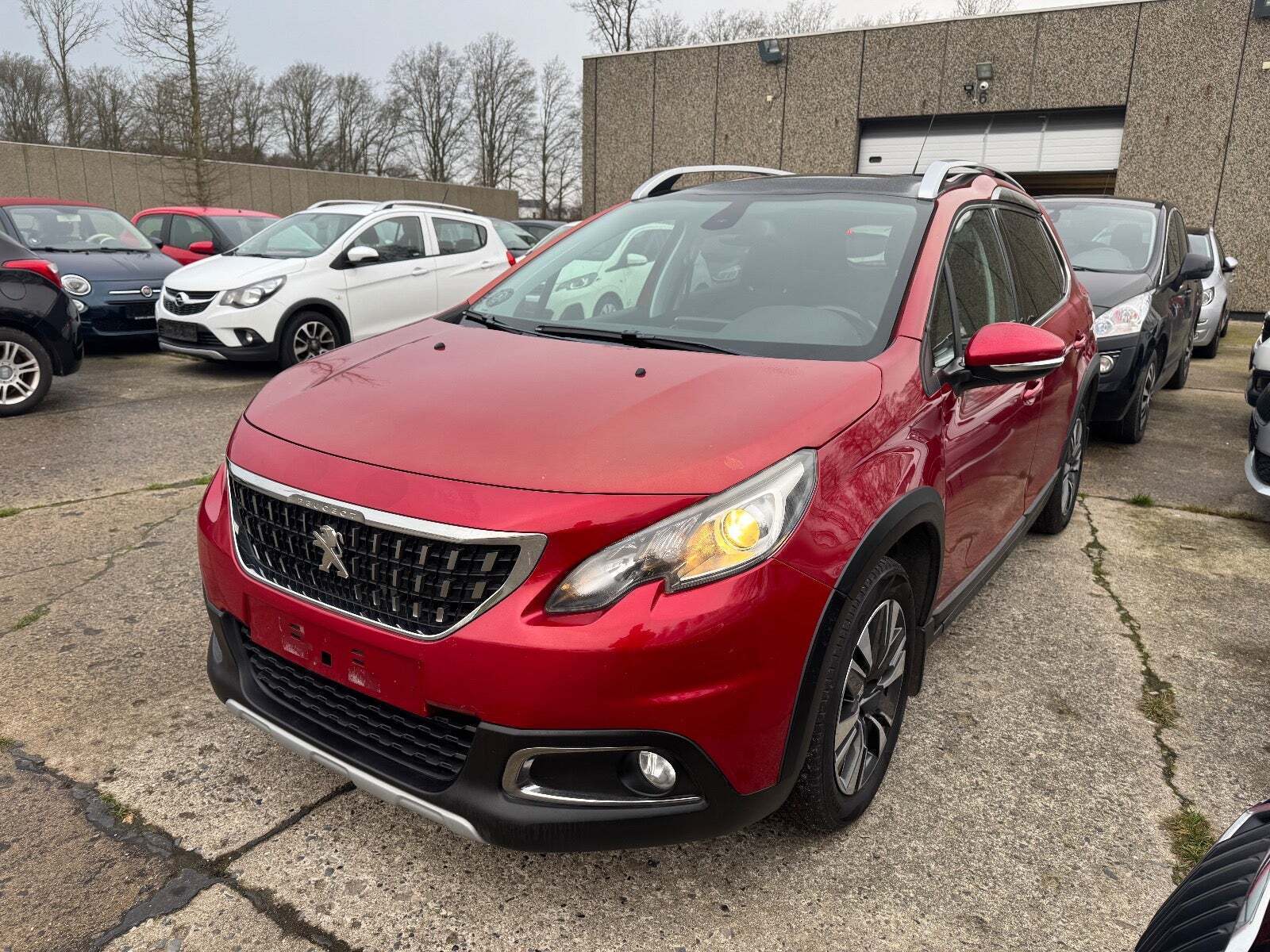 Peugeot 2008 1,6 BlueHDi 100 Allure Sky