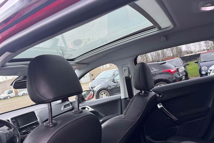 undefined Peugeot 2008 fra 2018