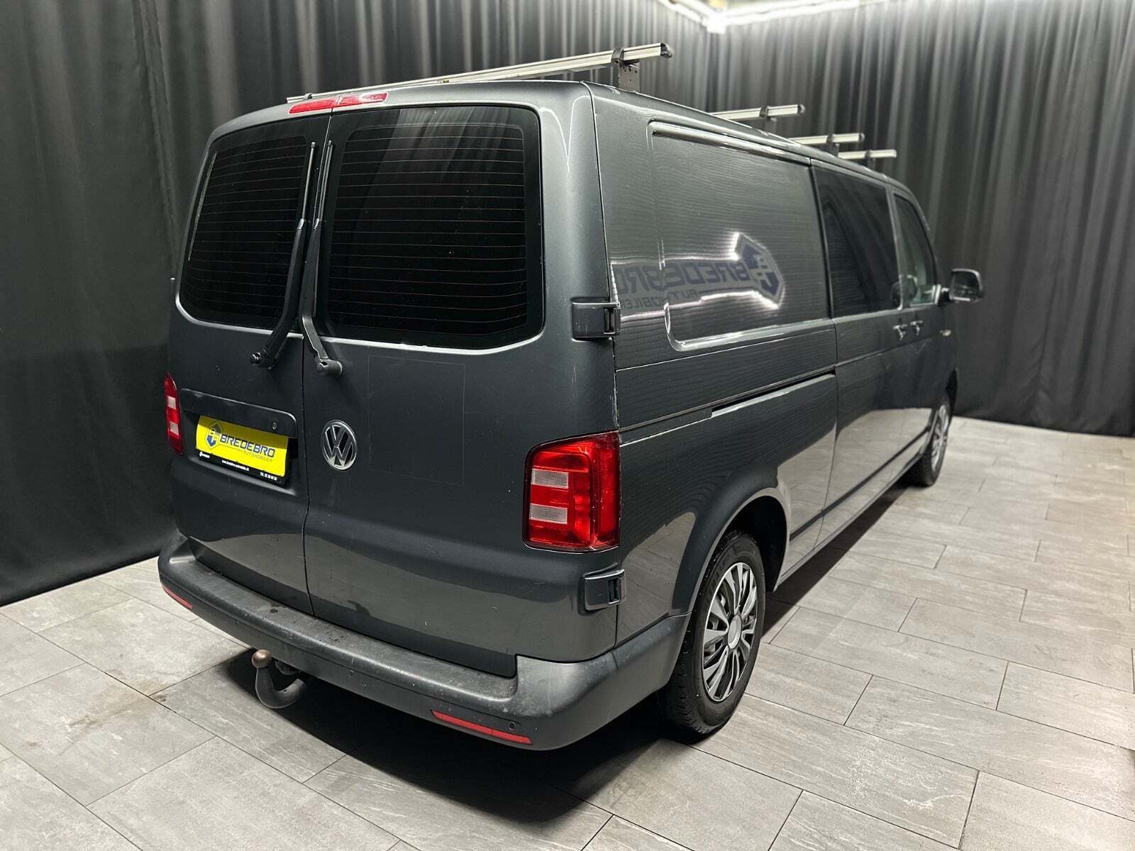 VW Transporter 2,0 TDi 150 Kassevogn DSG lang
