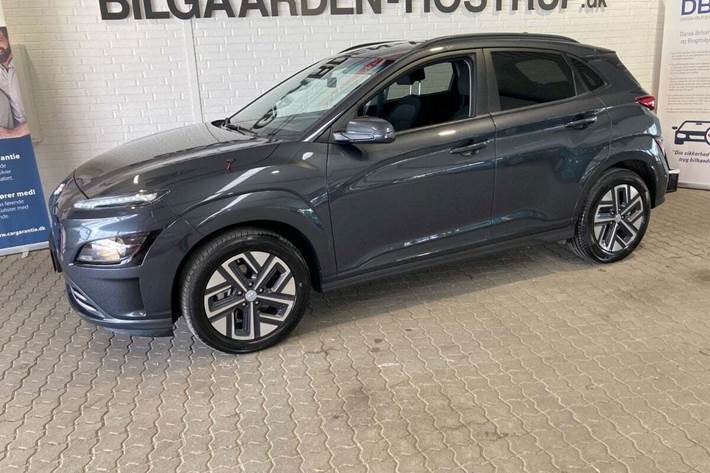 Grå Hyundai Kona fra 2021