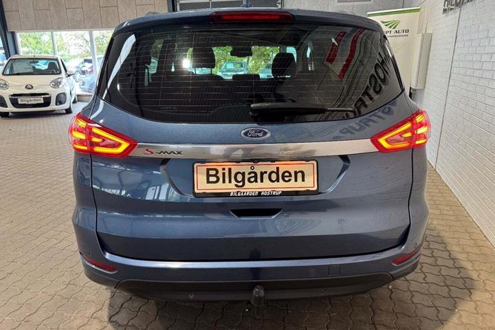 Blå Ford S-MAX fra 2020