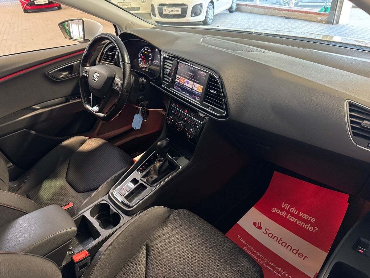 Hvid Seat Leon fra 2017