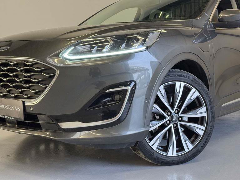 Ford Kuga 2,5 PHEV Vignale CVT