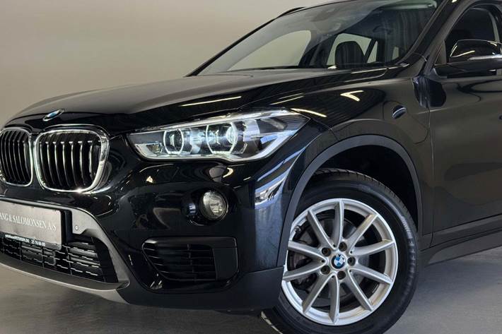 Sort BMW X1 fra 2018